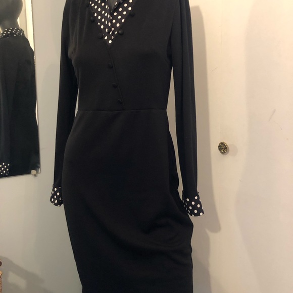 BLACK DRESS - Picture 2 of 5